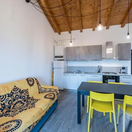 Ca Cia - Yellow Flat Gardone Apartment *